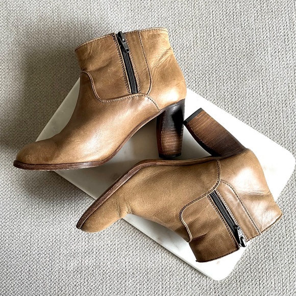 Comptoir Des Cotonniers Tan Brown Leather Western 3" Heel Ankle Boots Size 38 - Picture 3 of 11